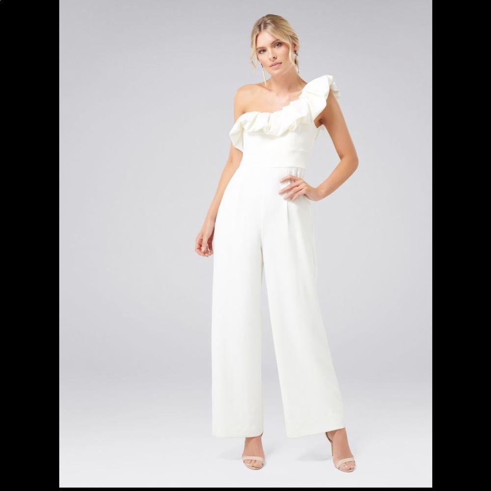 Forever New
Delilah Frill One Shoulder Jumpsuit